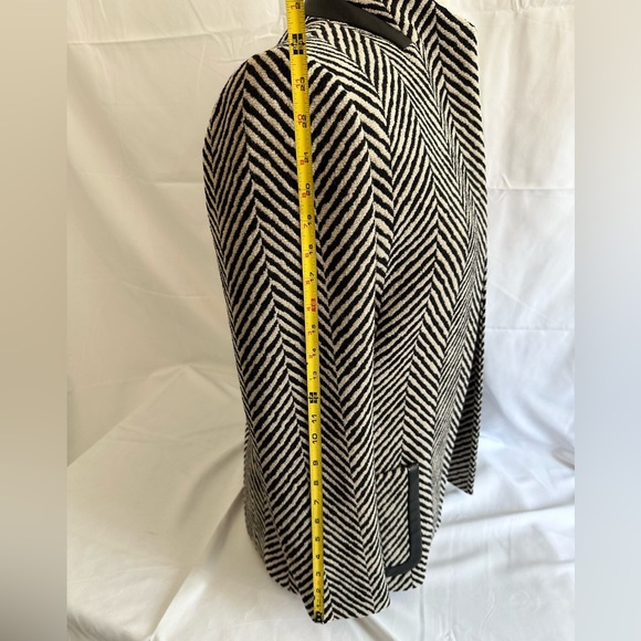 Dana Buchman Wool Herringbone Jacket Blazer Size 8 - Picture 7 of 10